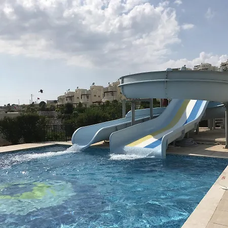 Bav Turquoise 2+1 Bahce Kati * بوغازيتْشي